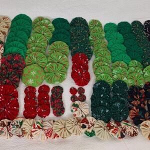 168 Fabric Yo Yos Christmas Snowflake Candy Canes Gingerbread Man